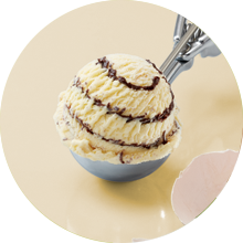 Kugel Eierlikör im Becher