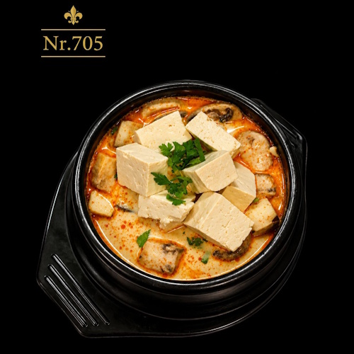 Kokossuppe mit Tofu (vegetarisch)