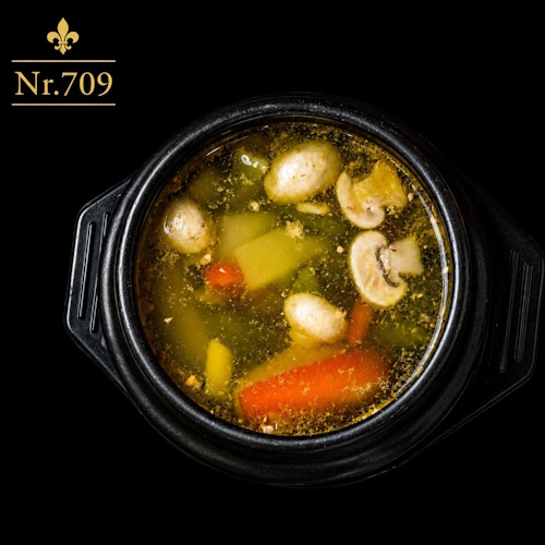 Hühnerfleischsuppe